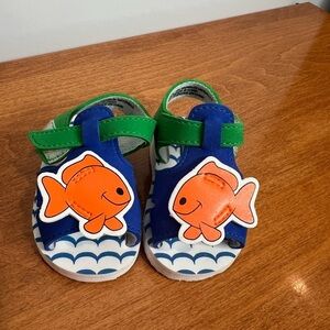 Fish Sandals Foam Colourblock Size 2 Baby
